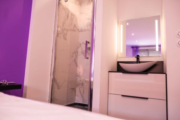 Turquoise location L'Ibiza - Purple ROOM (Villeurbanne) L'Ibiza - Purple ROOM (Lyon)