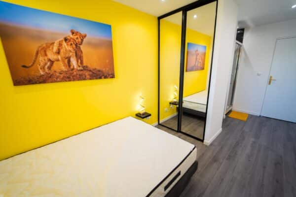 Turquoise location Le Miami - Yellow ROOM (Lyon 3e - Villeurbanne) Le Miami - Yellow ROOM (Lyon)