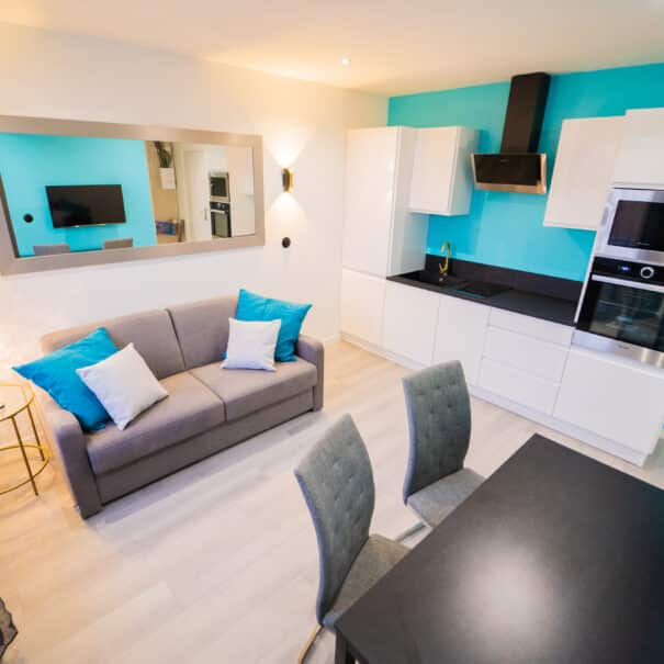 Turquoise location Home - Calendar